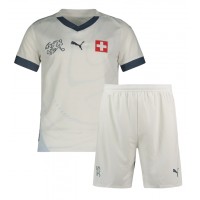 Camiseta Suiza Visitante Equipación para niños Eurocopa 2024 manga corta (+ pantalones cortos)